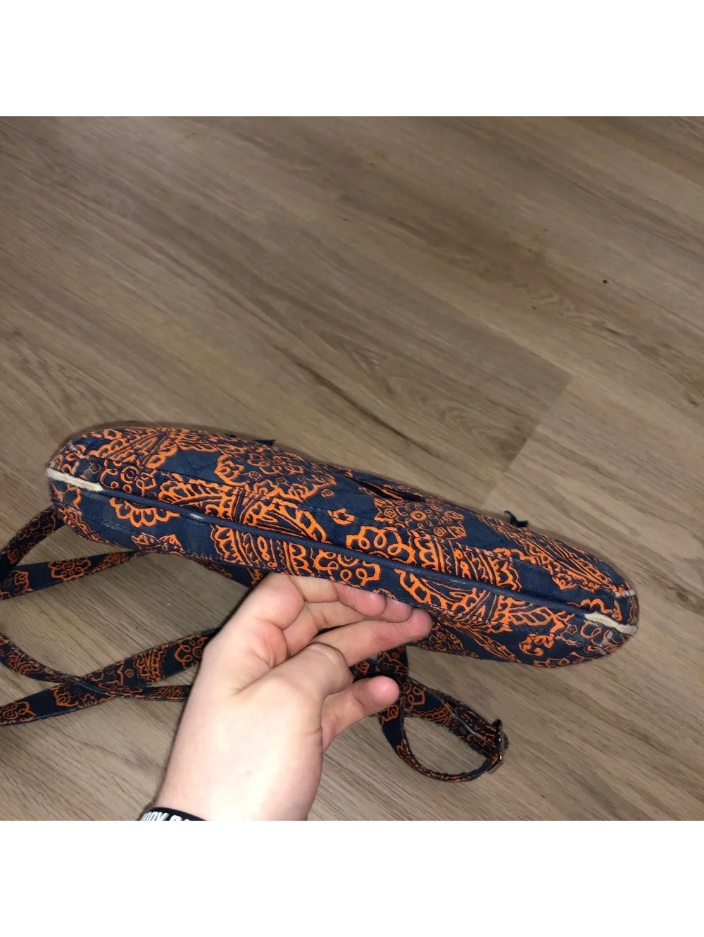 VERA BRADLEY UNIVERSITY OF VIRGINIA UVA CAVALIERS CROSSBODY BAG PURSE TRIPLE ZIP